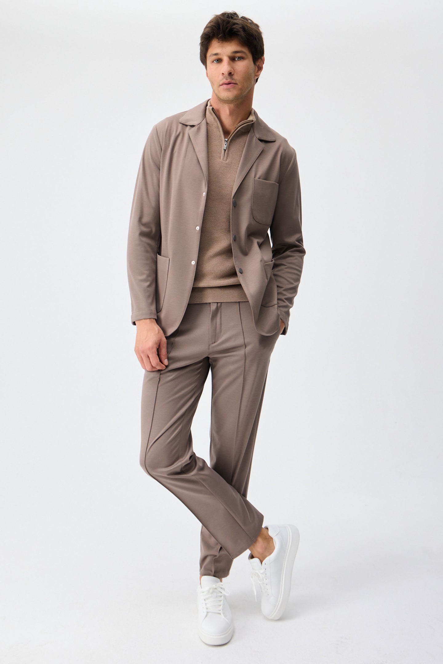Herenblazer van zachte jersey in taupebruine, smart casual stijl