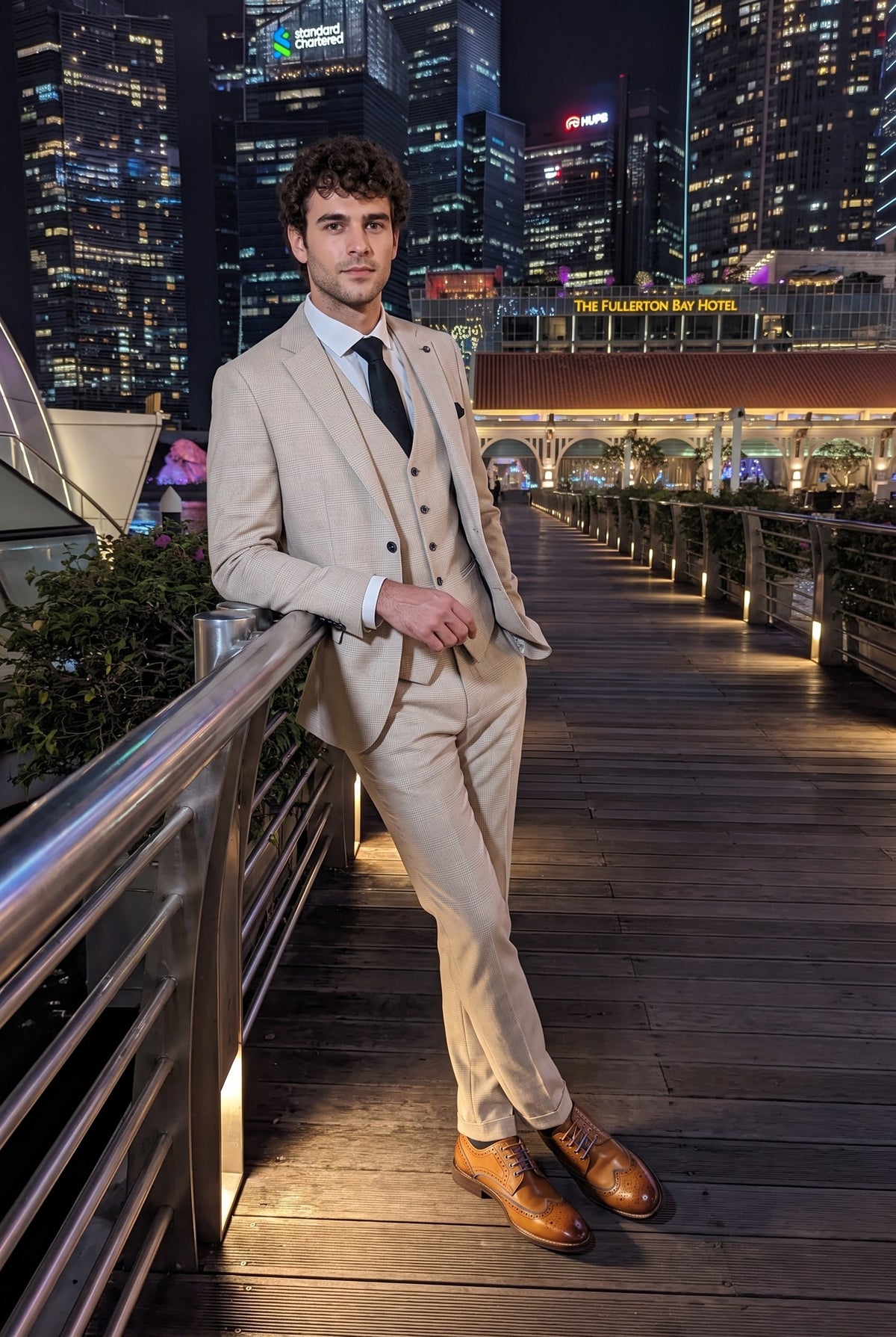 Look #772 styled with Regent - Crème 3-delig geruit trouwpak voor heren