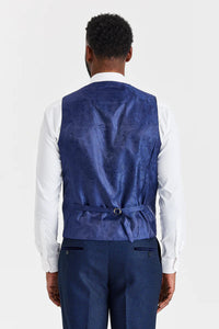 Arthur Navy pak met contrasterend Harris Grey tweed vest.