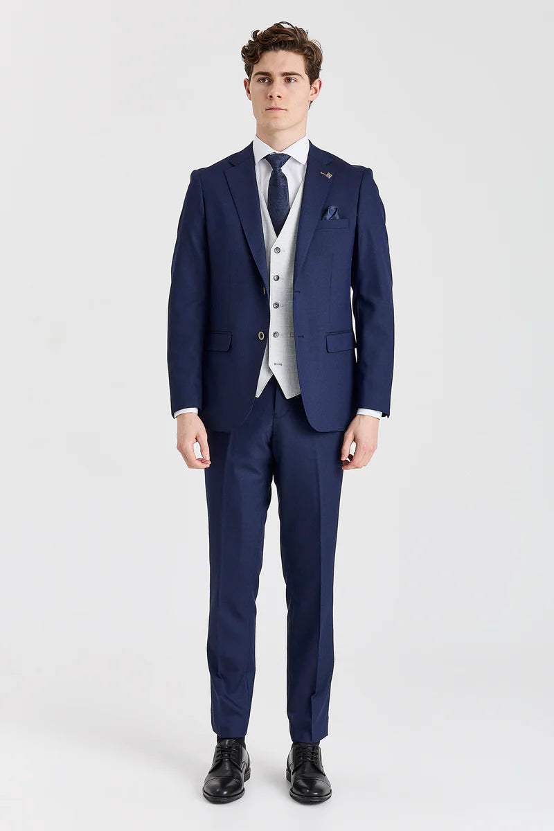 Belmont marineblauw pak met contrasterend Belmont zilverkleurig vest.