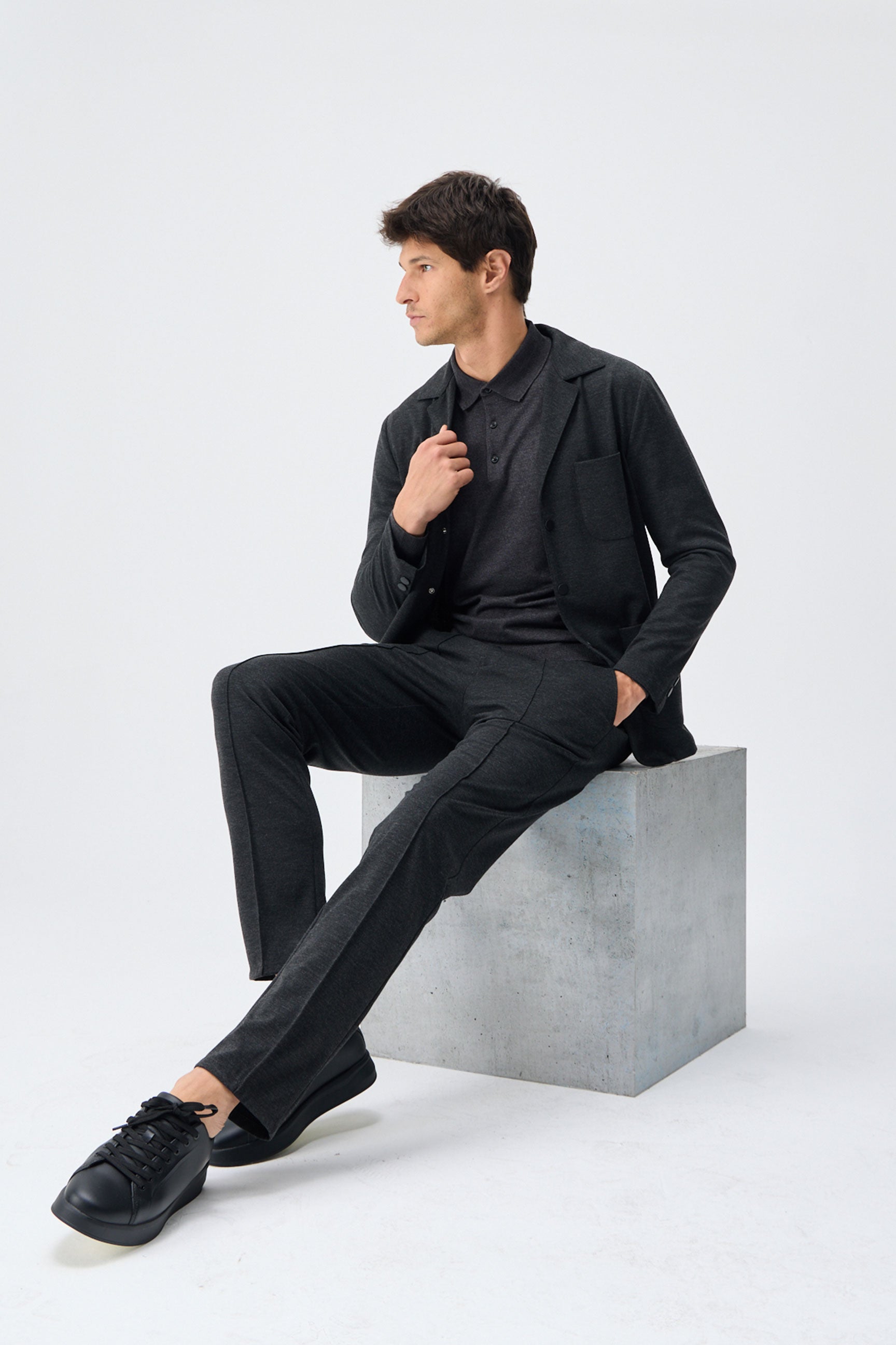 Herenblazer van zachte, antracietkleurige jersey, smart casual model