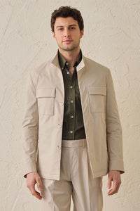 Beige utility-jas voor heren, lichtgewicht katoenmix, smart casual model.
