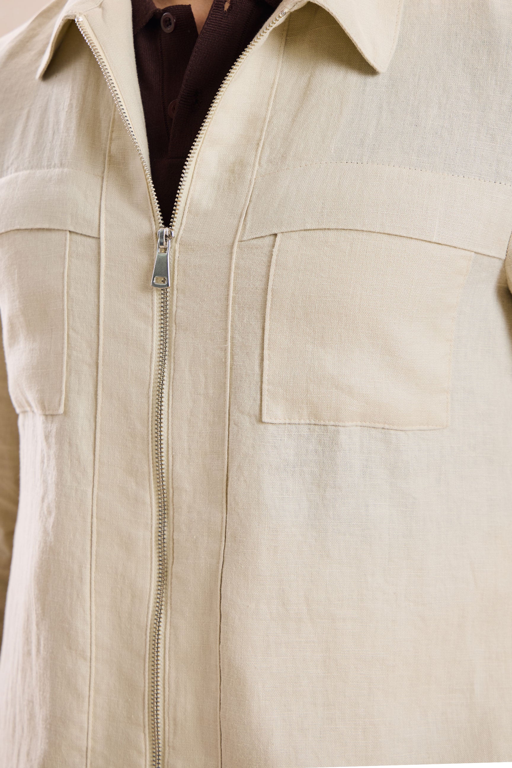 Beige linnen overhemdjas met ritssluiting voor heren, lichtgewicht zomeroverhemd