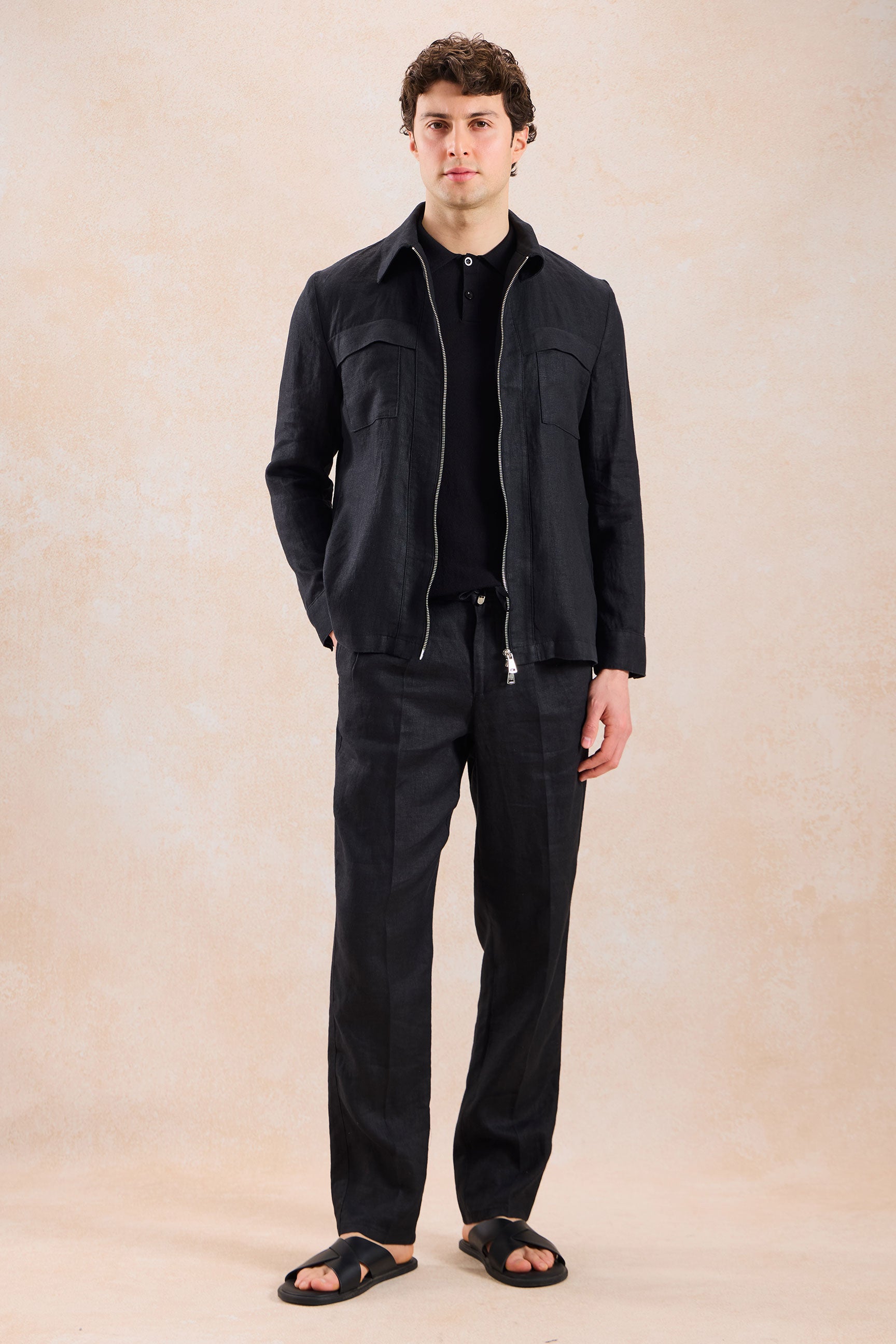 Herenpak van zwart linnen, smart casual, 2-delig, met ritssluiting aan de voorkant, safari-stijl, zomer