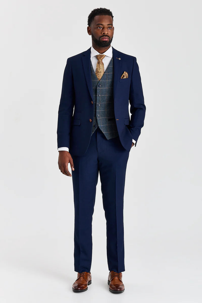 Mayfair marineblauw pak met textuur en Harris marineblauw contrasterend tweed vest.