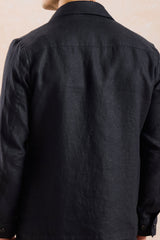 Herenset: zwarte linnen jas met rits en bruine broek, smart casual zomeroutfit