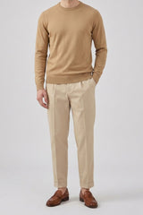 Herentrui met ronde hals, camelbruine kleur, normale pasvorm, gebreide pullover