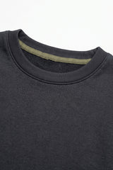 Donkerblauw heren T-shirt met relaxte pasvorm, onafgewerkte randen, katoenmix, ronde hals.