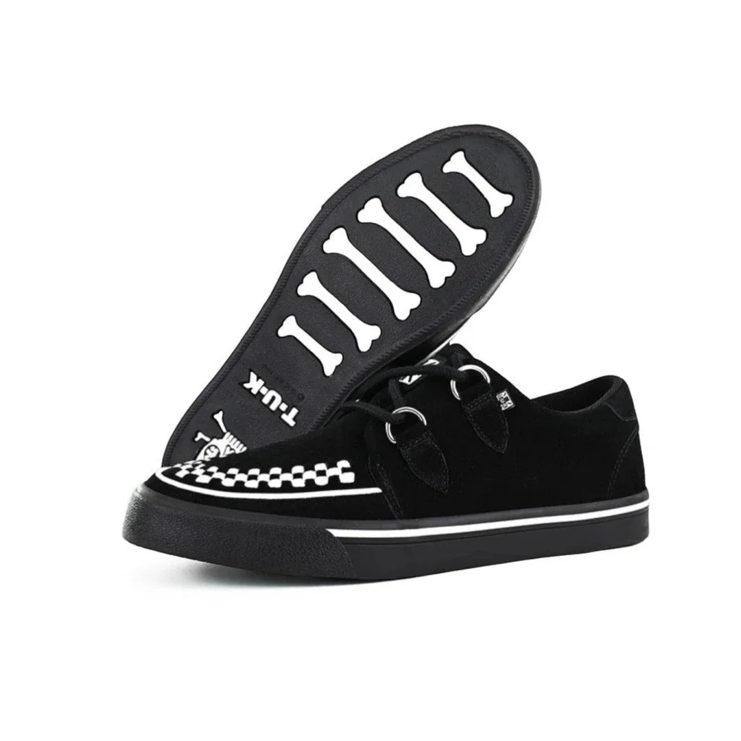 Puntige Creeper sneakers in zwart-wit suède met platformzool